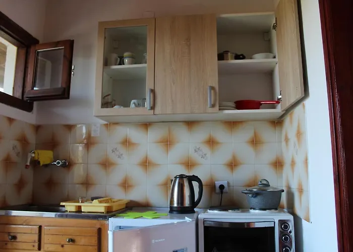 Апартаменты Marina 1990 *