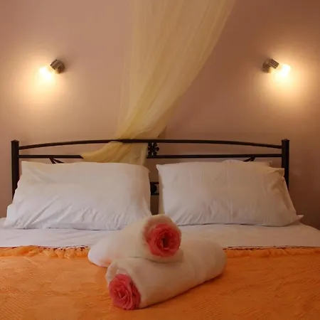 Marina 1990 Apartament Agios Georgios Pagon