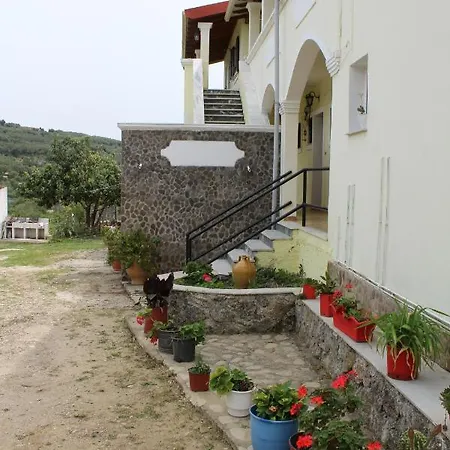 Marina 1990 * Agios Georgios Pagon