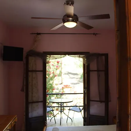 Marina 1990 Apartament *