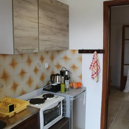 Marina 1990 Apartament *