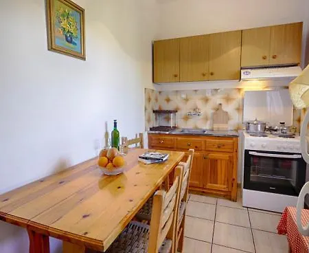 Marina 1990 * Agios Georgios Pagon