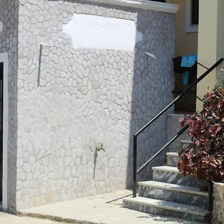 Marina 1990 Agios Georgios Pagon