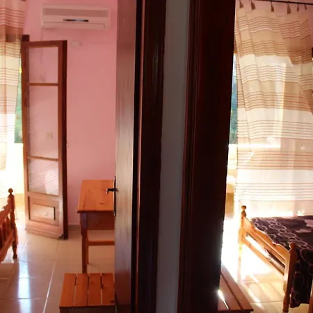 Marina 1990 * Agios Georgios Pagon